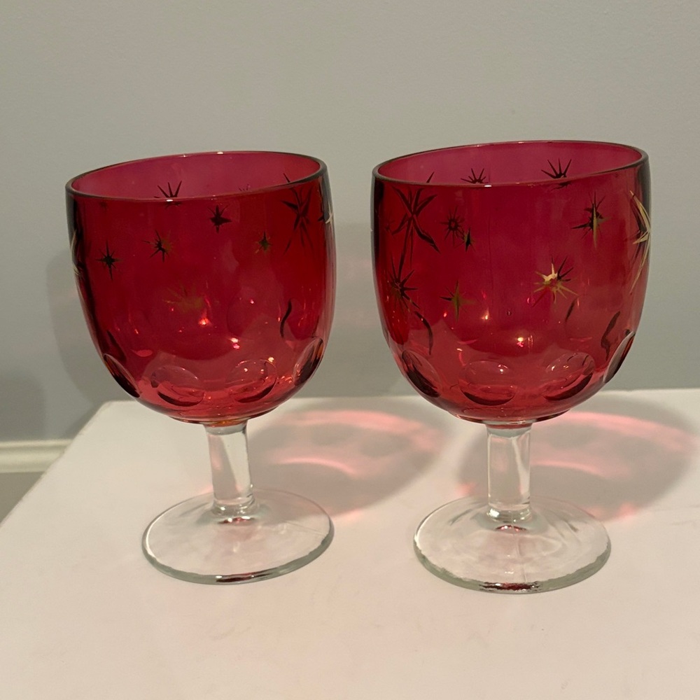 Red Star Patterned Glass Goblets - set of 3